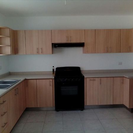 International Executive Suites Monterrey Aeropuerto Екстериор снимка